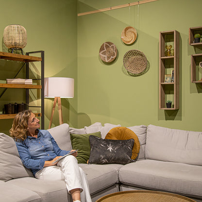 STAS windsor: Superior adhesion on wooden surfaces, perfect for crown molding lovers.